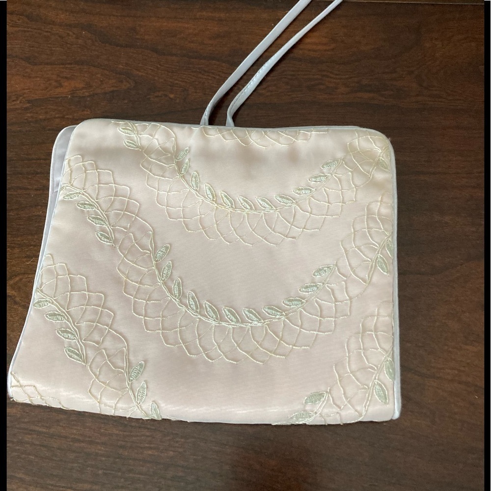 Vintage Needlework cloth tie jewelry travel bag